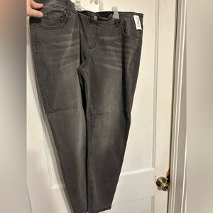 2 Pairs of Maternity Skinny Size 2XL/20 jeans bundle